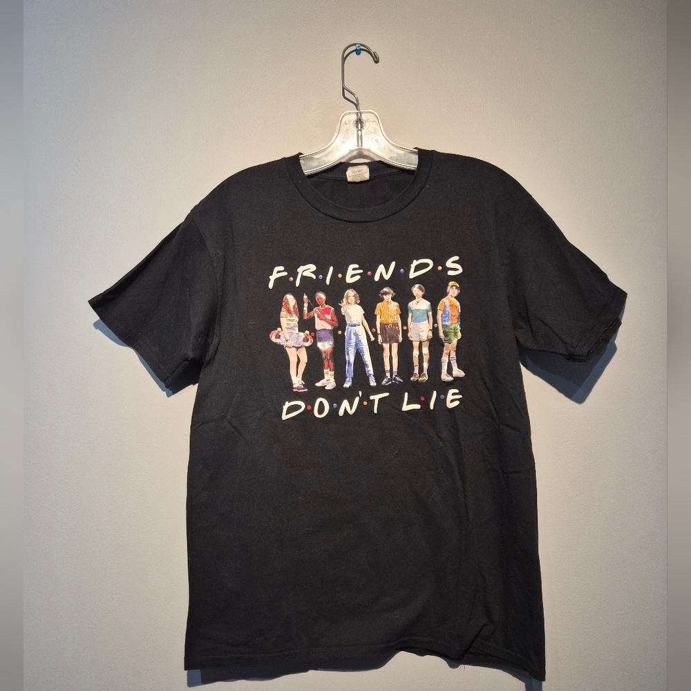 Stranger Things Friends Don't Lie Graphic T-Shirt | Size Small